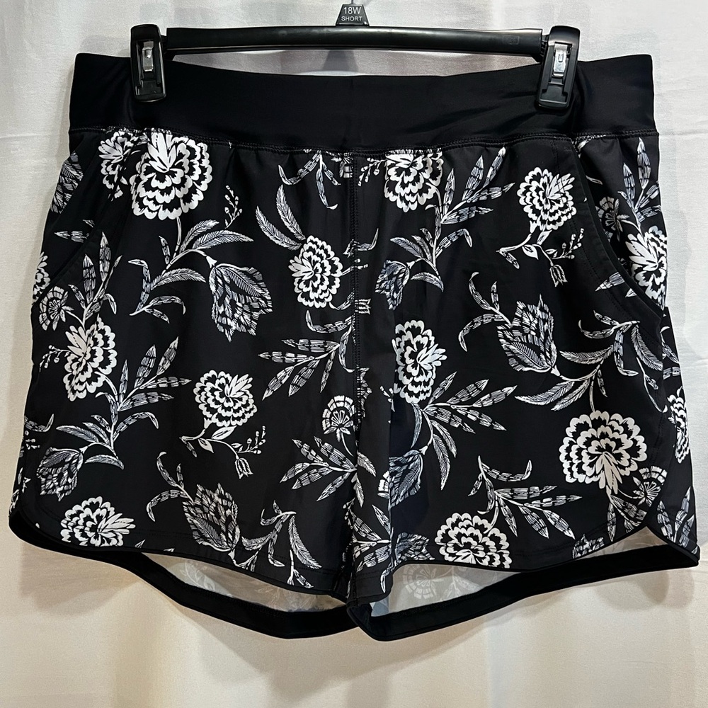 Lands’ End Swim Board Shorts 5” Quick Dry Black White Floral Size 18W